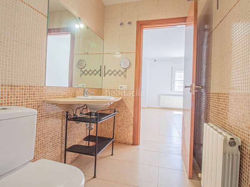 Foto a0165680-7bcc-4827-915b-8d8615dd53fd. Pis a Eixample-Horta Capallera Figueres