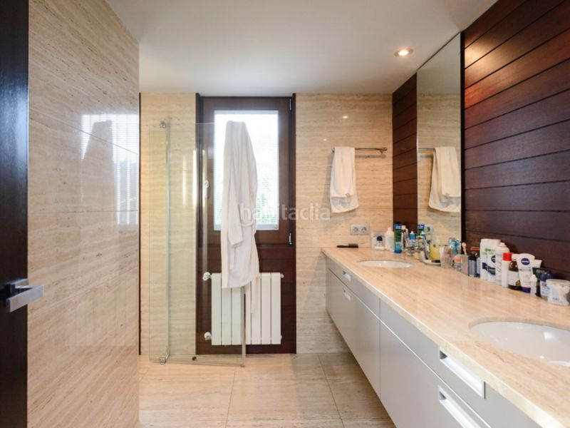 Foto 15c15d27-5a2c-4203-a543-ac51bd64be75. Casa amb aparcament a Parc Bosc-Castell Figueres