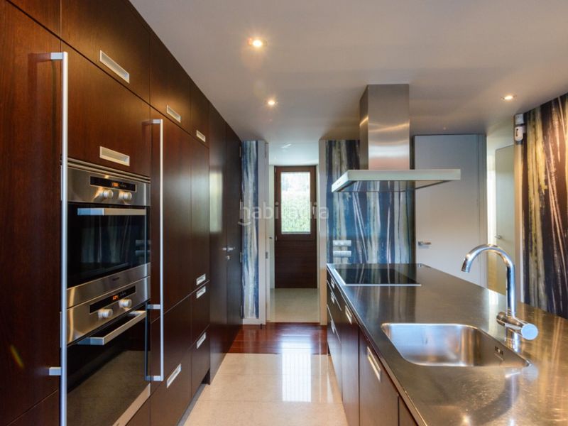 Foto 3e9f48b6-b00f-46e9-9909-91d8bbe3e66c. Casa amb aparcament a Parc Bosc-Castell Figueres