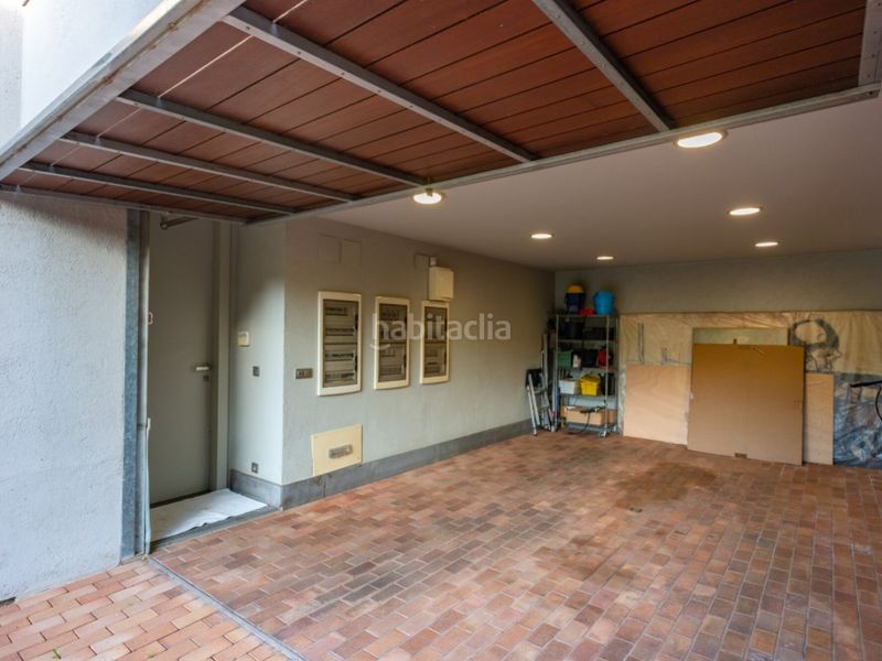 Foto 6eefca85-f877-4c90-a2bc-970baa75b965. Casa amb aparcament a Parc Bosc-Castell Figueres