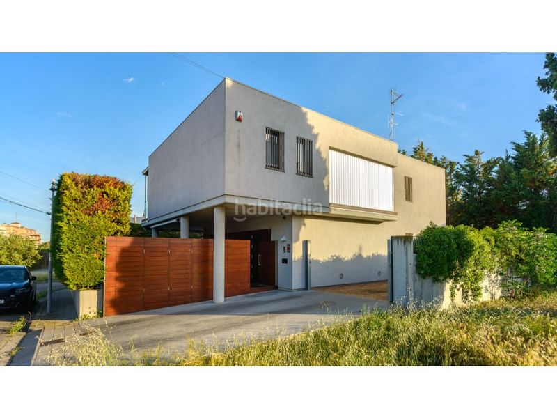 Foto 8dca6b3e-5f34-448b-a8d1-ca035b78da56. Casa amb aparcament a Parc Bosc-Castell Figueres