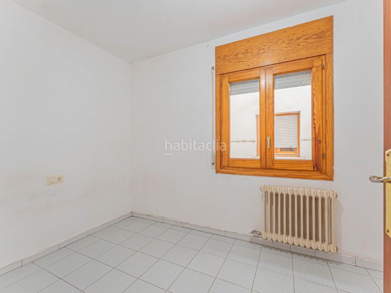 Foto f05c257f-e849-4a99-9830-666c0c2a27f6. Pis a Creu de la Mà Figueres