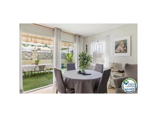 Casa  Calle sant maurici. Casa independiente reformada con jardín amplitud, confort y priv
