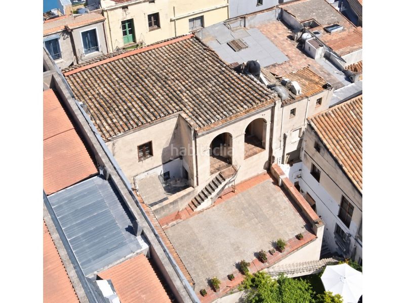 Foto 55e1fbd6-77a8-481d-b2f3-b51d5762e642. Ático en calle forn nou 12 piso con gran terraza en pleno centro a 50 m de la rambla en Figueres