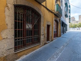 Edificio in Calle Forn Nou 12