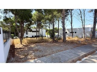 Terreno residencial en Calle De L'Eucaliptus 22