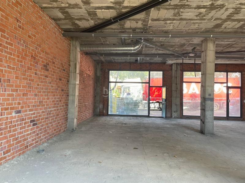 Foto 0197d41e-74f6-42f5-a60b-84739d83b302. Alquiler local comercial en avenida josep irla 34 local comercial alquiler la bisbal dempordà en Bisbal d´Empordà (La)