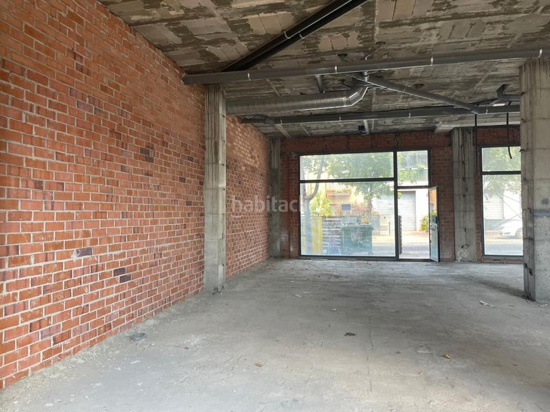 Foto b95264d0-260f-4f13-a468-865493602d08. Alquiler local comercial en avenida josep irla 34 local comercial alquiler la bisbal dempordà en Bisbal d´Empordà (La)