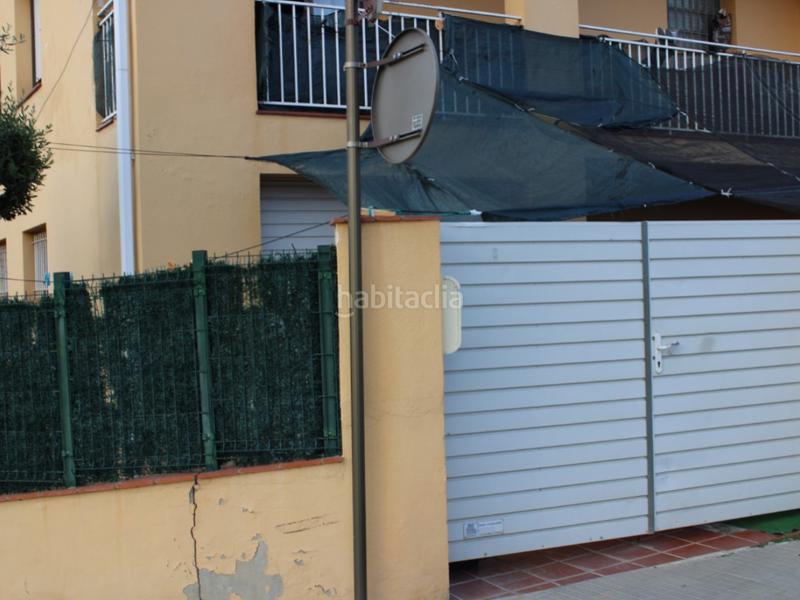 Foto 0905f605-f292-443b-9fbd-dd985bbbf6c2. Casa en calle montseny-vul. 26 casa en venta en la bisbal dempordà en Forallac