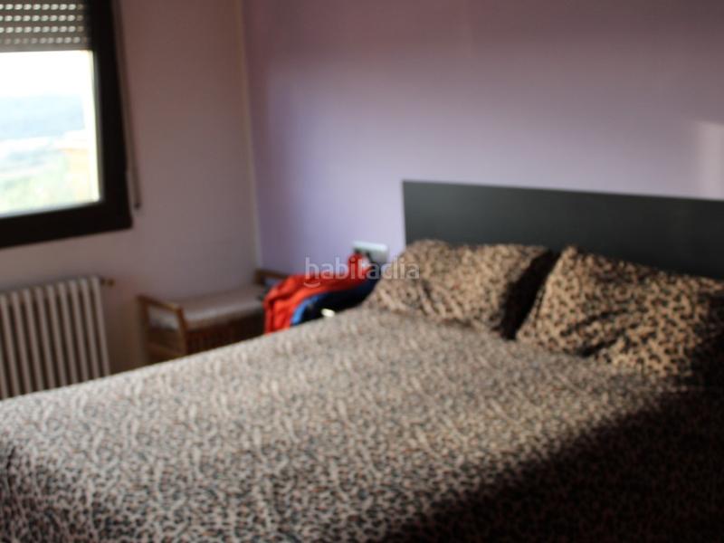 Foto b70f8080-589b-4de9-9fdd-d637008150d7. Casa en calle montseny-vul. 26 casa en venta en la bisbal dempordà en Forallac