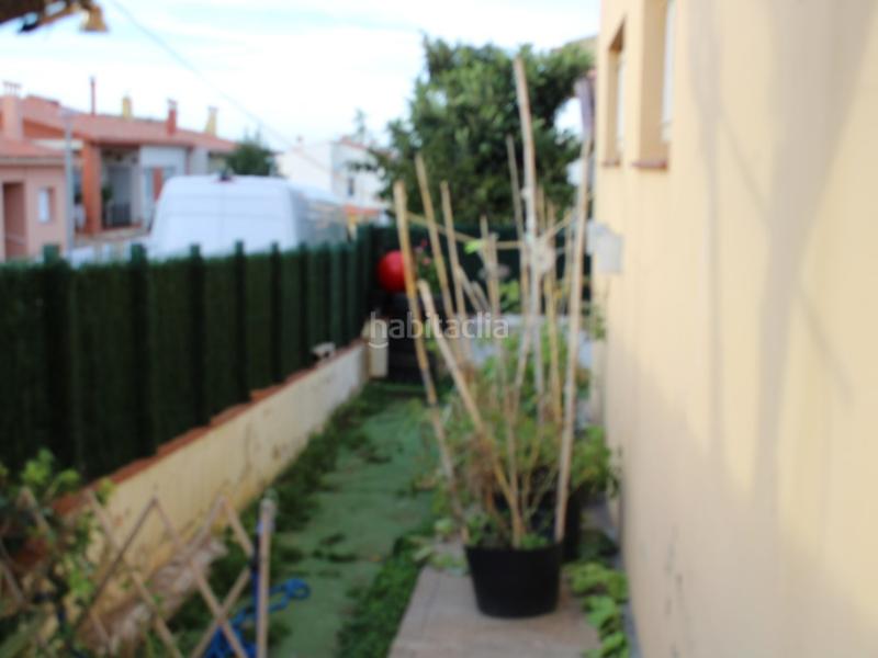 Foto b820d2ae-6a56-41da-ac93-7b920a354e1f. Casa en calle montseny-vul. 26 casa en venta en la bisbal dempordà en Forallac