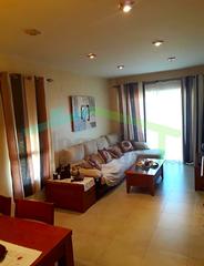 Flat  Carrer callosa d'en sarrià. Piso luminoso con garaje, trastero y piscina en villajoyosala vi