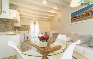 Pis  Carrer santa marta. Apartamento reformado con licencia turstica cerca de la playa.