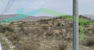 Mas  Partida pla domenech. Casa de 58 m2 con terreno de 21500 m2, relleu