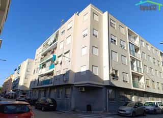 Appartement  Carrer jaime santaolalla. 4 sin ascensor para familias 3 dormitorios, buena ubicación en p