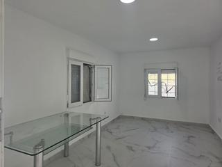 Rent House  Cv-770. Casita reformada, cv770, la vila