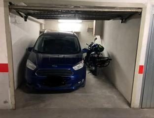 Parking coche  Carrer colón