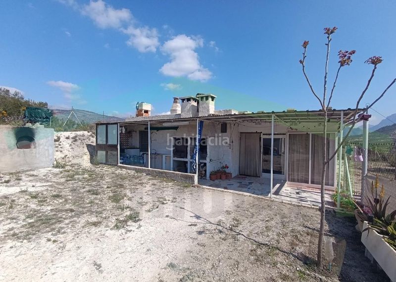 Foto b31adf6e-9cff-4355-84f3-33fb31897eff. Masia a Relleu