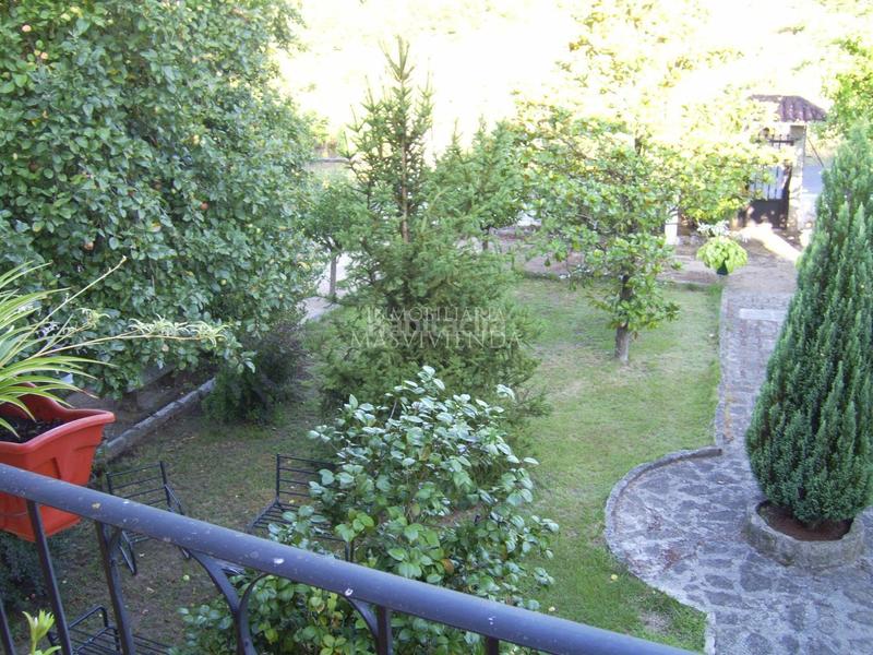 Foto 7ac1dbde-a852-44dd-9458-48ba07d63c58. Chalet in Leiro