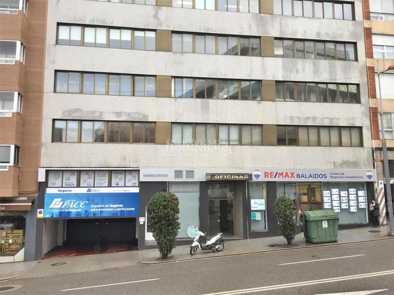 Foto 34e3788f-1f97-4d64-96b8-346c2d3cc934. Location bureau avec parking dans Plaza de la industria Vigo