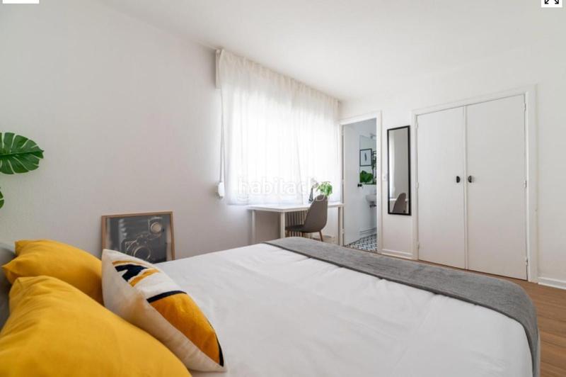 Foto 0263d63e-fa8c-4fa4-aecf-5fbaf23bc308. Alquiler piso precioso apartamento en pleno centro impecable en Vigo