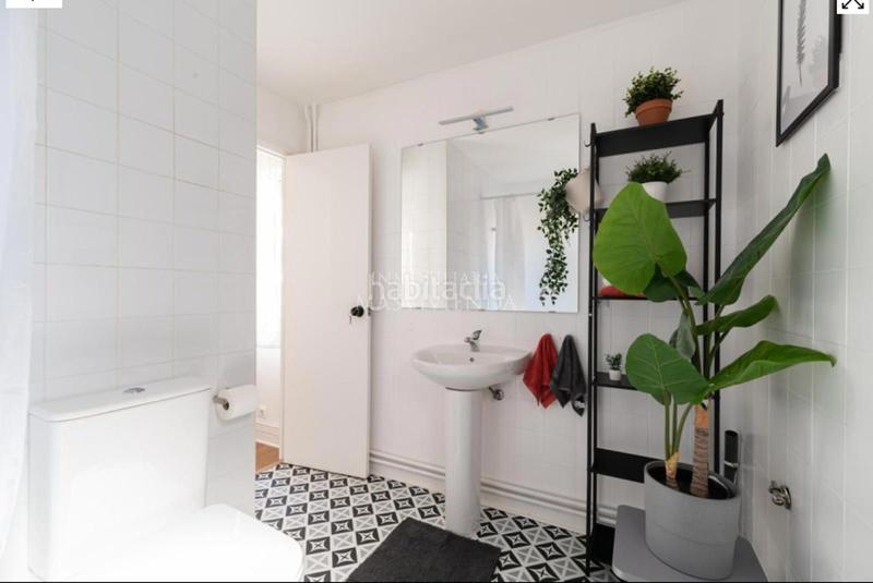 Foto 94fbecd6-39ee-4796-a2ff-19ec58958f3e. Alquiler piso precioso apartamento en pleno centro impecable en Vigo