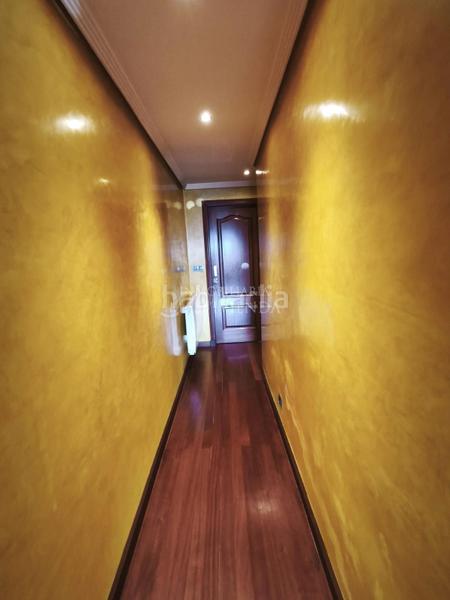 Foto 4c142417-bd07-4f4b-a780-8ed131450d79. Appartamento con riscaldamento in O Castro Vigo