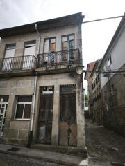 Casa adosada  Loureiro-redondela. Oportunidad única en pleno corazón de redondela!
