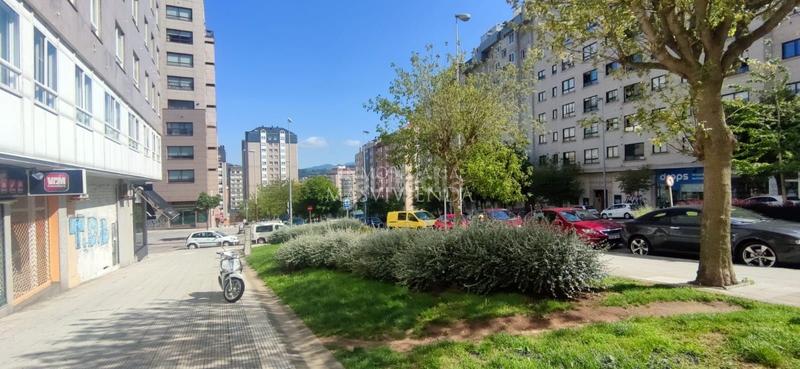 Foto 5c6f9af4-c7d7-4b1d-8742-e2778c081112. Local comercial interesante local comercial en martínez echegaray en Vigo