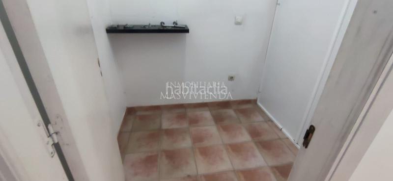 Foto ae5209d6-f8a5-4c4c-8825-ce7115c8ec7c. Local comercial interesante local comercial en martínez echegaray en Vigo
