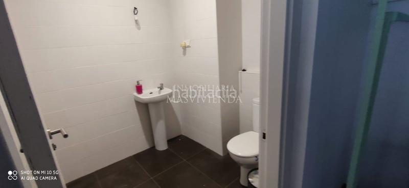 Foto 40d36380-ff8d-4303-9c1a-1c88e62f453d. Location local commercial dans Camelias - Pi y Margall Vigo