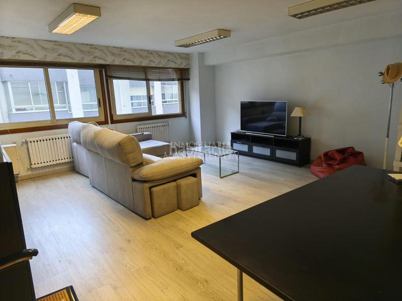 Foto 5fd252c1-beee-4e29-ae94-a4fccaa4a6ea. Affitto ufficio in Camelias - Pi y Margall Vigo