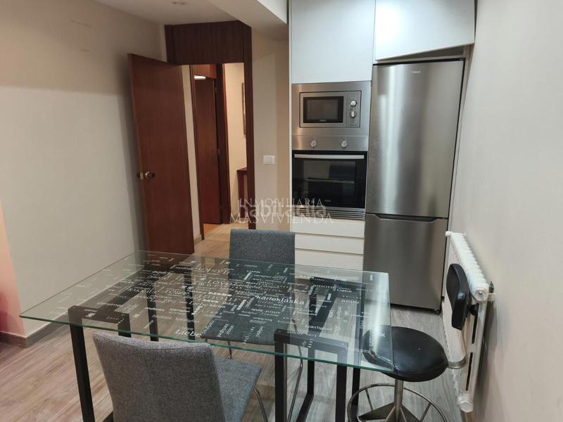 Foto 61ea4158-9c60-4cc1-acbd-a88505ecc7a8. Location bureau dans Camelias - Pi y Margall Vigo