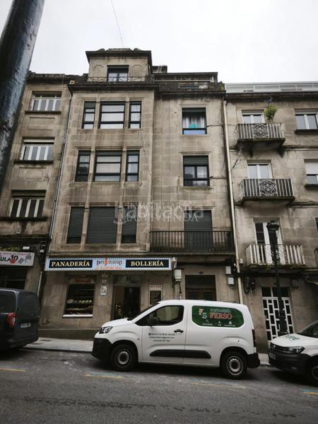 Foto 243628f2-e1bb-47c9-b1a7-3a1f0a2069ed. Edificio  en pleno centro en Plaza España - Corte Inglés Vigo