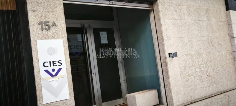 Foto 435722f2-fb07-4e4b-b2c4-3124c04a5ee9. Local comercial a O Castro Vigo