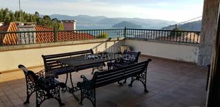 Chalet  Pereiro de abaixo. Se vende precioso chalet de piedra en poio pontevedra