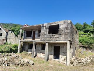 Casa  Sequeiros-borben. Se vende casa para reformar en sequeiros pazos de borbén