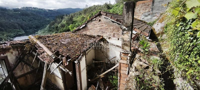 Foto f75146d0-c6d5-4981-b789-0614eeba15b4. Casa a Padrenda