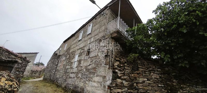 Foto b386e523-a611-4e8b-8606-ffffaa76ea35. Casa a Vilar de Santos