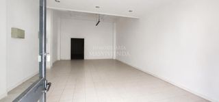 Local Comercial  Ramon valle inclan. Amplio local diáfano en valle inclán