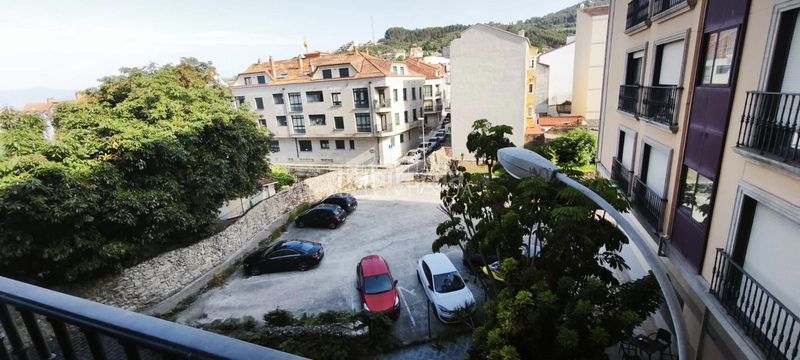 Foto 344c2f45-09f5-41e2-8c85-2e3e654ef56d. Lloguer pis amb aparcament a Baiona