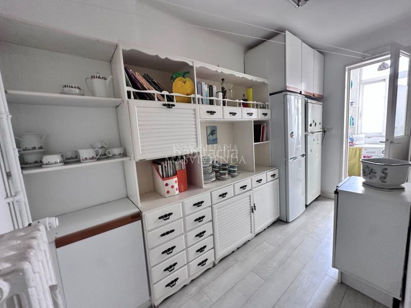 Foto 57a2e000-90e1-4515-9114-581e49d3d946. Flat with parking in O Castro Vigo