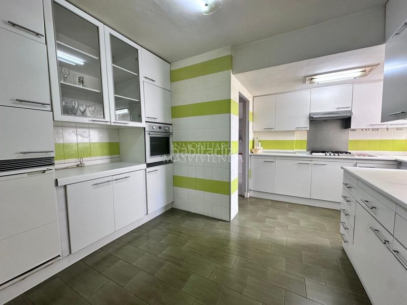 Foto f82c00a2-9d9b-4031-9784-f13e5dc0106f. Flat with parking in O Castro Vigo