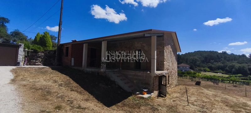 Foto 1bacff65-5e69-4d94-a9b8-d30ce2a85cd2. Casa a Salceda de Caselas