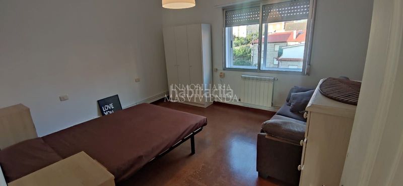 Foto 03ca8abf-f4b2-4a7b-b251-7982dbb01733. Rent flat in Coia Vigo