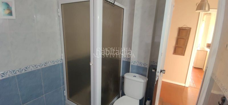Foto 714982e1-0b8a-4820-a843-18772e15a85e. Rent flat in Coia Vigo