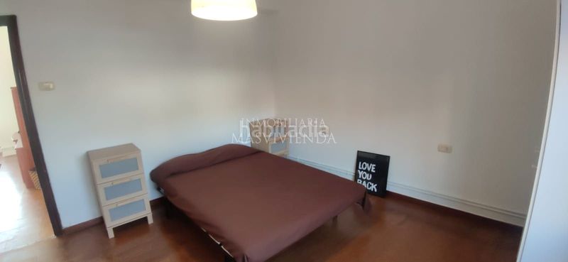 Foto ea7fb830-7f8b-4aa4-a94f-cae6d0fee193. Rent flat in Coia Vigo