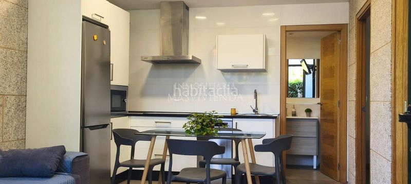 Foto 5d6426fc-77d8-45ee-9447-b0495b11d1c5. Location maison avec parking dans Gondomar