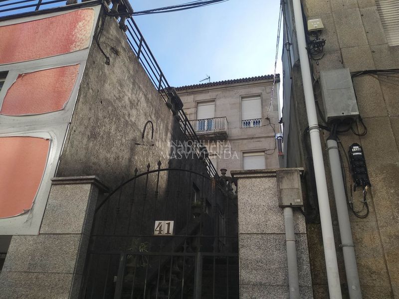 Foto 1d6aaf8c-5239-4397-9d40-cb9218da6369. Xalet amb aparcament a Berbés - Peritos Vigo