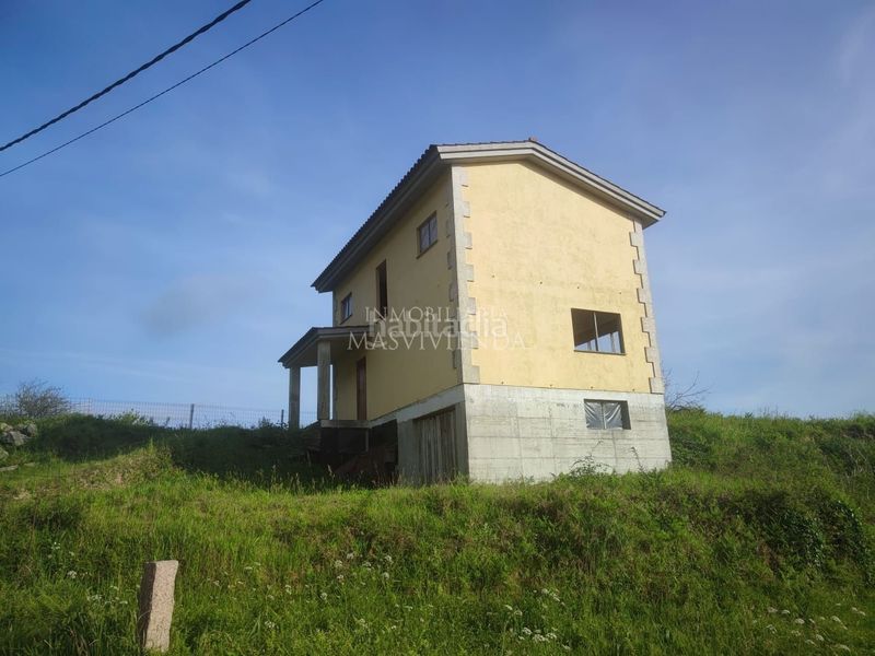 Foto 3cf70461-368f-4a94-92f2-525e1b8e3a2d. Casa amb aparcament a Tomiño